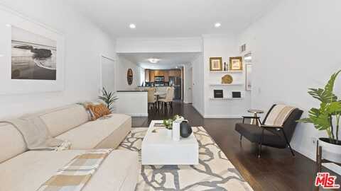 8300 Manitoba St, Playa Del Rey, CA 90293
