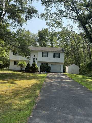 3007 Valley Pine Drive, Schenectady, NY 12303