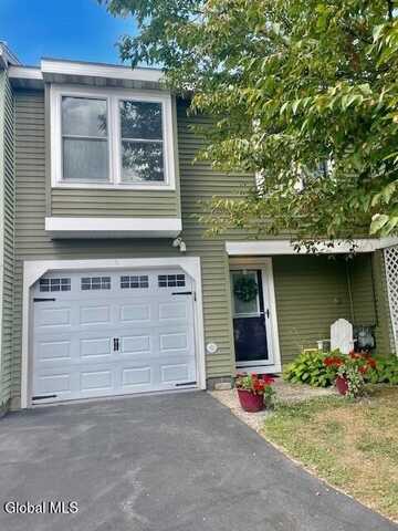 9 Stonehenge Square, Cohoes, NY 12047