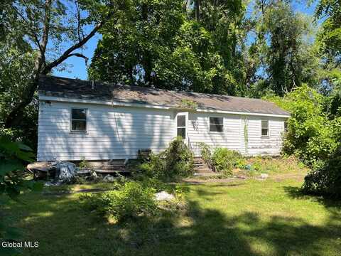 30 Park Avenue, Guilderland, NY 12203