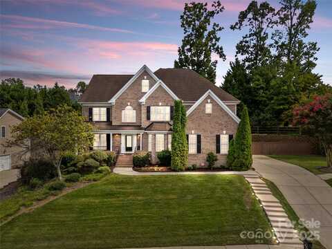 10015 Legolas Lane, Charlotte, NC 28269