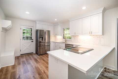 17700 Mckee Road, Charlotte, NC 28278