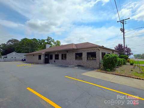 1121 S Cannon Boulevard, Kannapolis, NC 28083