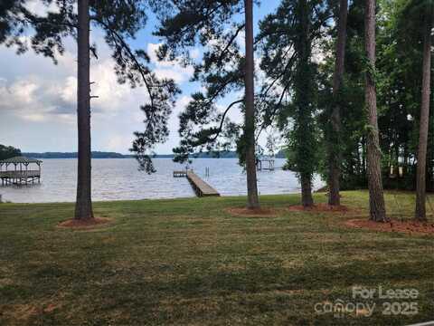 16946 Belle Isle Drive, Cornelius, NC 28031