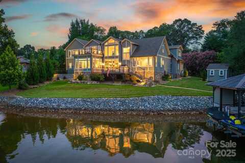 205 Leeward Point Loop, Taylorsville, NC 28681
