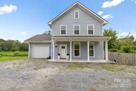 523 Shepherd Street, Hendersonville, NC 28792