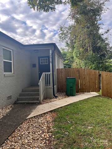 2619 Dundeen Street, Charlotte, NC 28216
