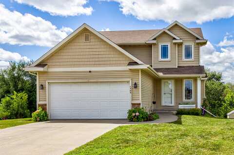 1704 31st Avenue SW, Altoona, IA 50009