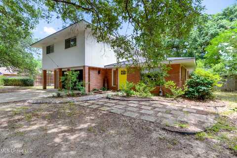 103 Palm Avenue, Pass Christian, MS 39571