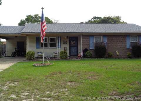 6220 Bretton Woods Drive, Hope Mills, NC 28348