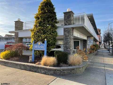 900 Wesley Ave, Ocean City, NJ 08226