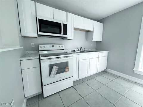 448 Ellis Street, North Fort Myers, FL 33903