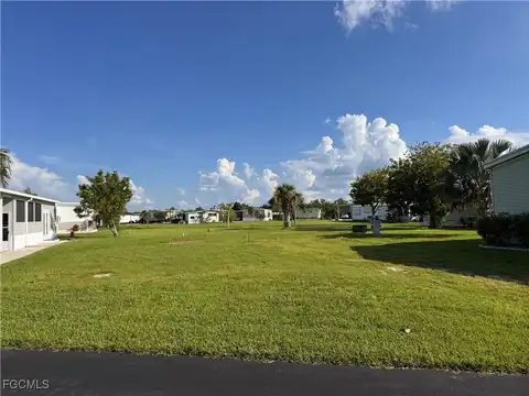 161 Sun Circle, Fort Myers, FL 33905