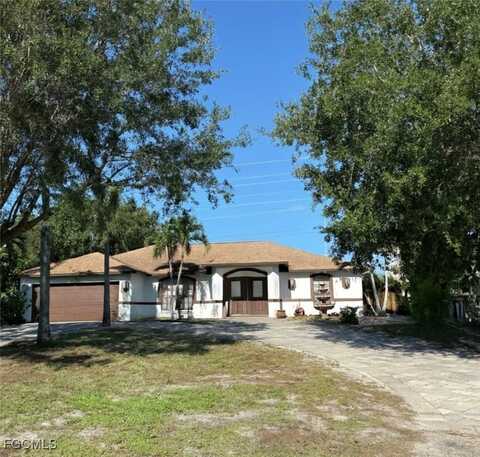 27120 Pinecrest Lane, Bonita Springs, FL 34135