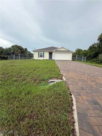 3051 NW Beechwood Circle, Labelle, FL 33935