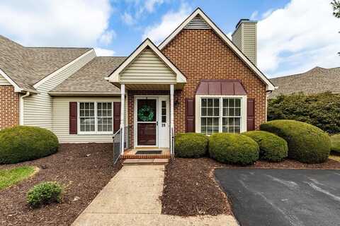 29 ASHLEIGH DR, WAYNESBORO, VA 22980