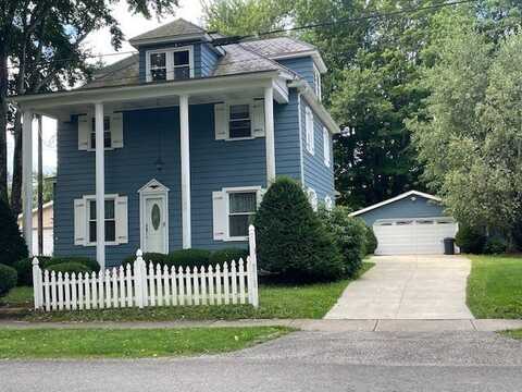 9840 BATEMAN Avenue, Cranesville, PA 16410