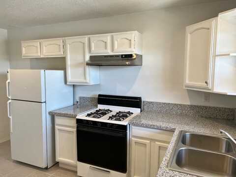 7200 1ST Street unit: 5, Canutillo, TX 79835