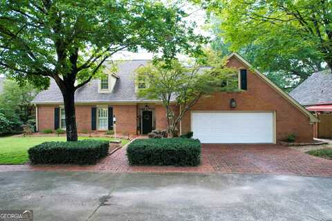 240 Tenth Fairway, Roswell, GA 30076