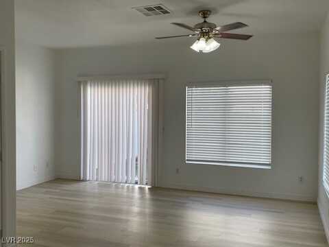 5992 Trickling Descent Street, Henderson, NV 89011