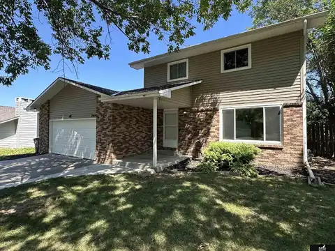 3144 Stephanos Drive, Lincoln, NE 68516
