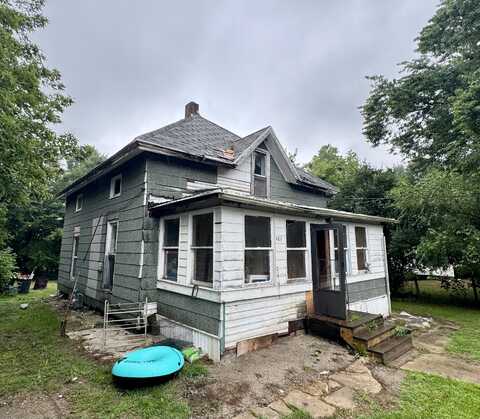 483 2nd Street, Benton Harbor, MI 49022
