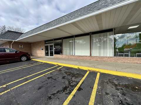 322 S Cochran Avenue, Charlotte, MI 48813