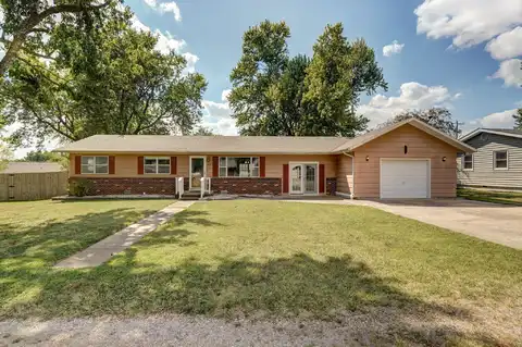 935 Wood Street, Mount Vernon, MO 65712