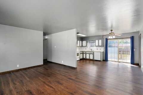 935 Wood Street, Mount Vernon, MO 65712