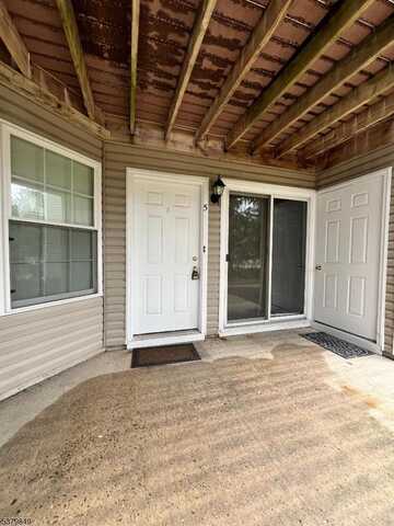 5 Cedar Court, Bedminster, NJ 07921