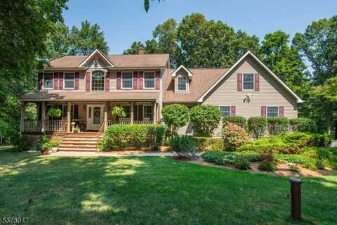 15 Marc Dr, Wantage, NJ 07461