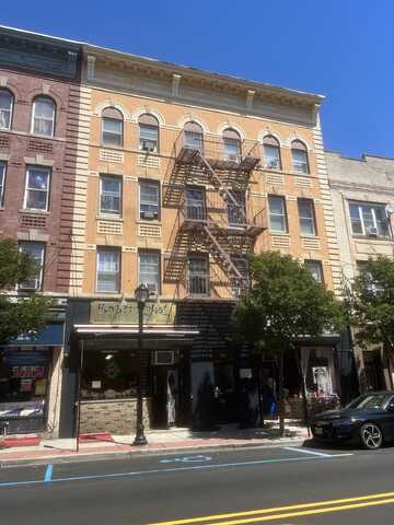 214 48TH ST, Union City, NJ 07087