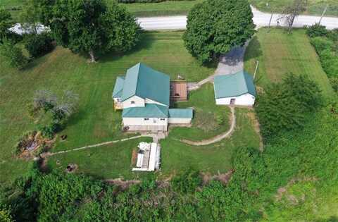 5595 SW County Line Road, Trimble, MO 64492