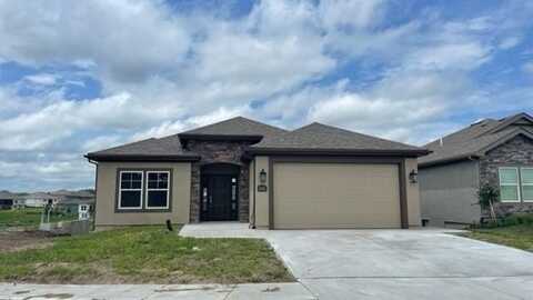 2121 Greenfield Point, Kearney, MO 64060