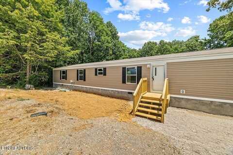 814 Old Dunlap St, Spencer, TN 38585