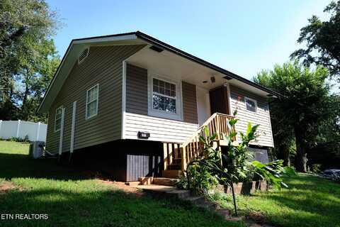 128 E Wadsworth Circle, Oak Ridge, TN 37830