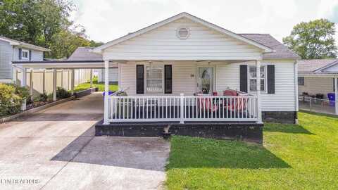447 Carroll Drive, Harriman, TN 37748