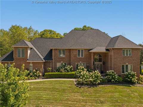 213 Bentwood Road, Hurricane, WV 25526