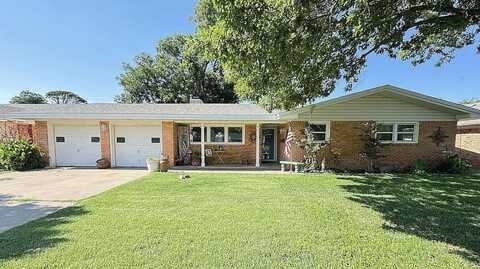 2120 53rd Street, Lubbock, TX 79412
