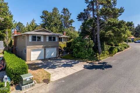 2014 NE Crestview Drive, Newport, OR 97365