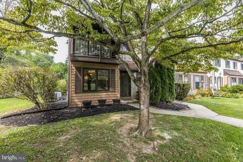 67 BISHOP DR, ASTON, PA 19014