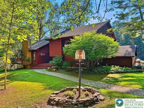 199 Shadow Ridge Drive, Chestnuthill Twp, PA 18322