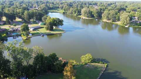2777 W LAKE SHORE, Memphis, TN 38127