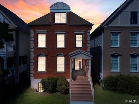 4251 McPherson Avenue, Saint Louis, MO 63108