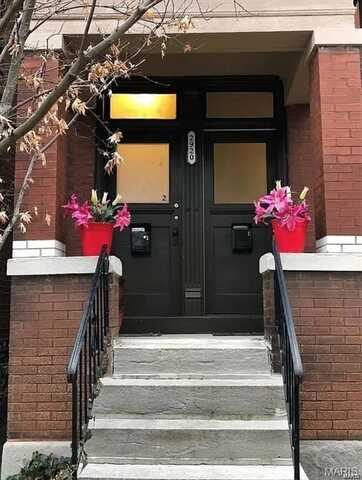 2920 Virginia Ave, Saint Louis, MO 63118