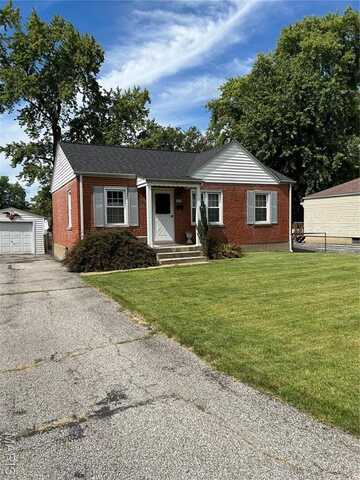 1225 Saint Joan Drive, Florissant, MO 63031
