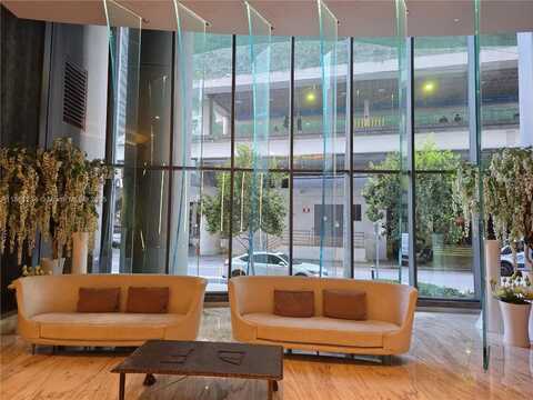 1000 Brickell Plz, Miami, FL 33131