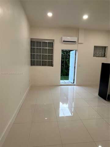 undefined, Hialeah, FL 33013