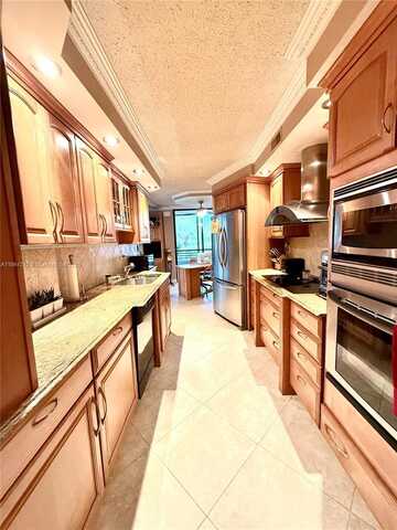 1460 Sheridan St, Hollywood, FL 33020