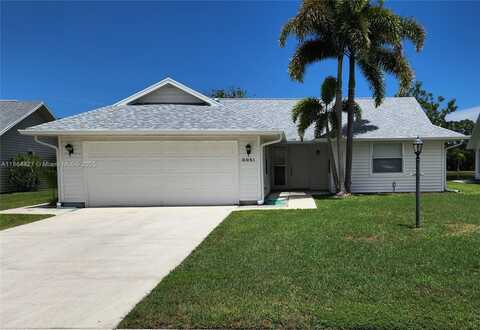 6951 SE Lillian Ct, Stuart, FL 34997